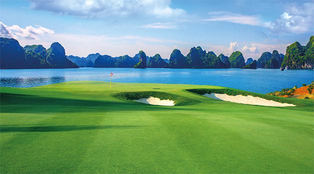 UNESCO Heritage Site Ha Long Bay at top golf course resorts