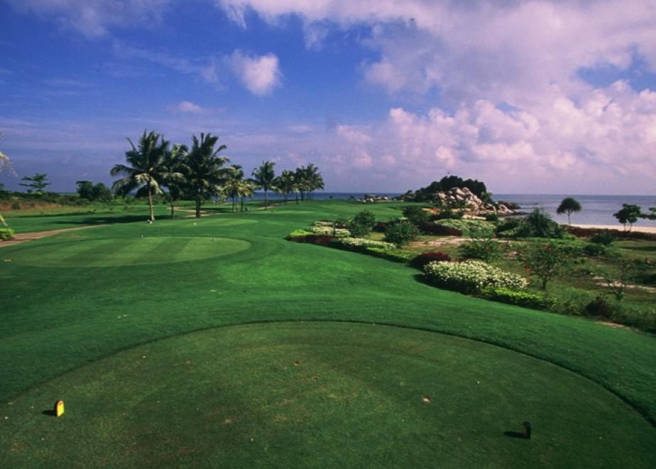 Bintan Best Golf  Course Tour Singapore 4 Days