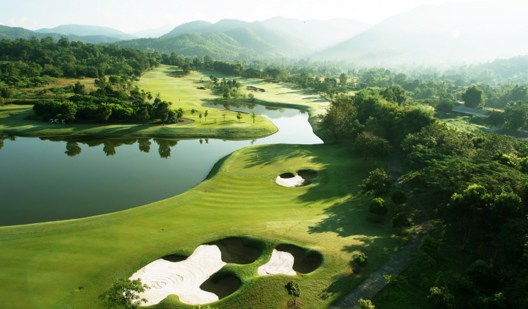 Thailand golf. Chiang Mai Luxury Golf. Golf Holiday Package. Viet green golf
